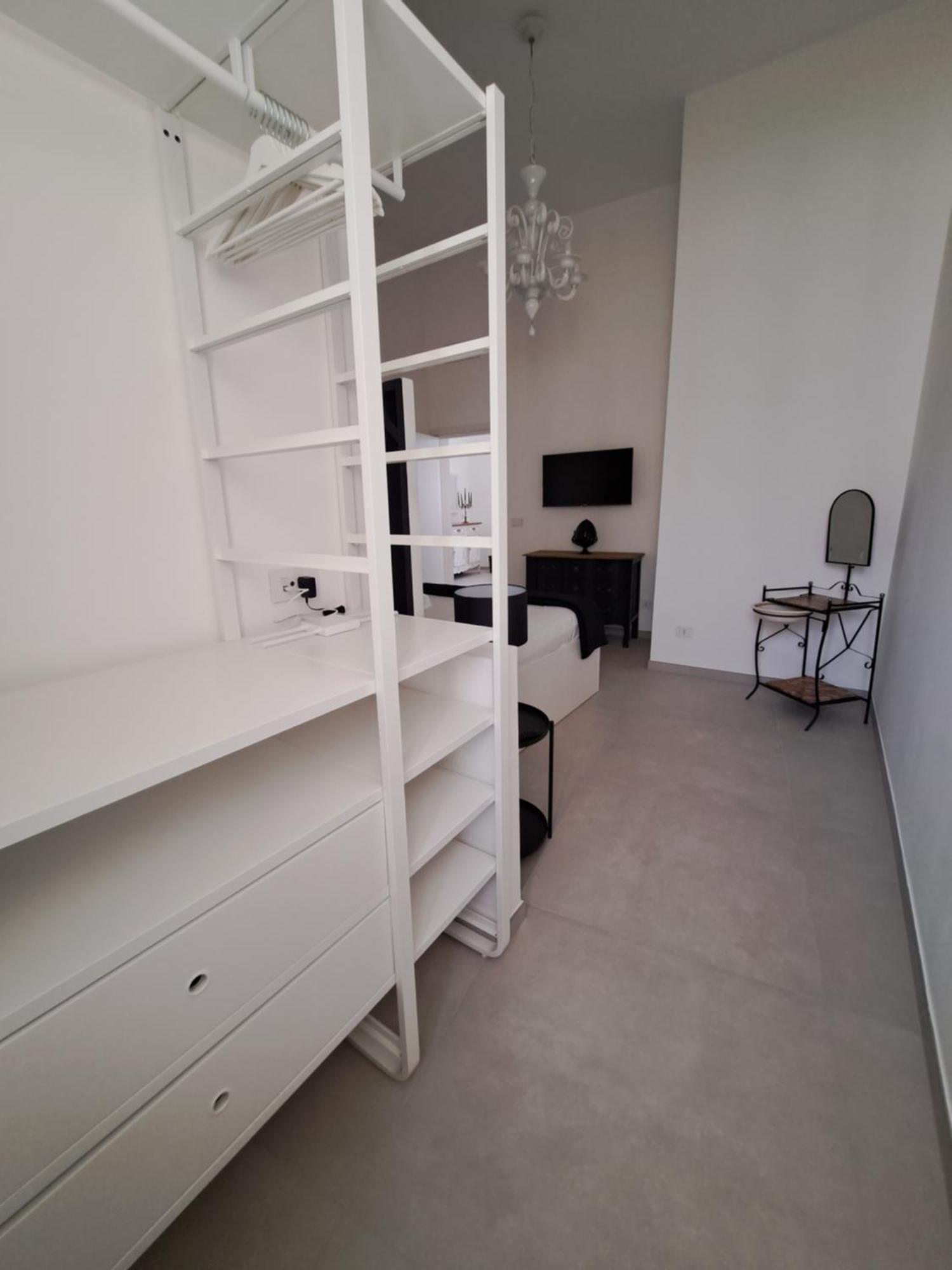 Palazzo Boccapianola Apartment Bari Ngoại thất bức ảnh